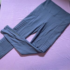 Athleta Delancey Motto Tight Black Legging pants with zipper bottom - Size Small